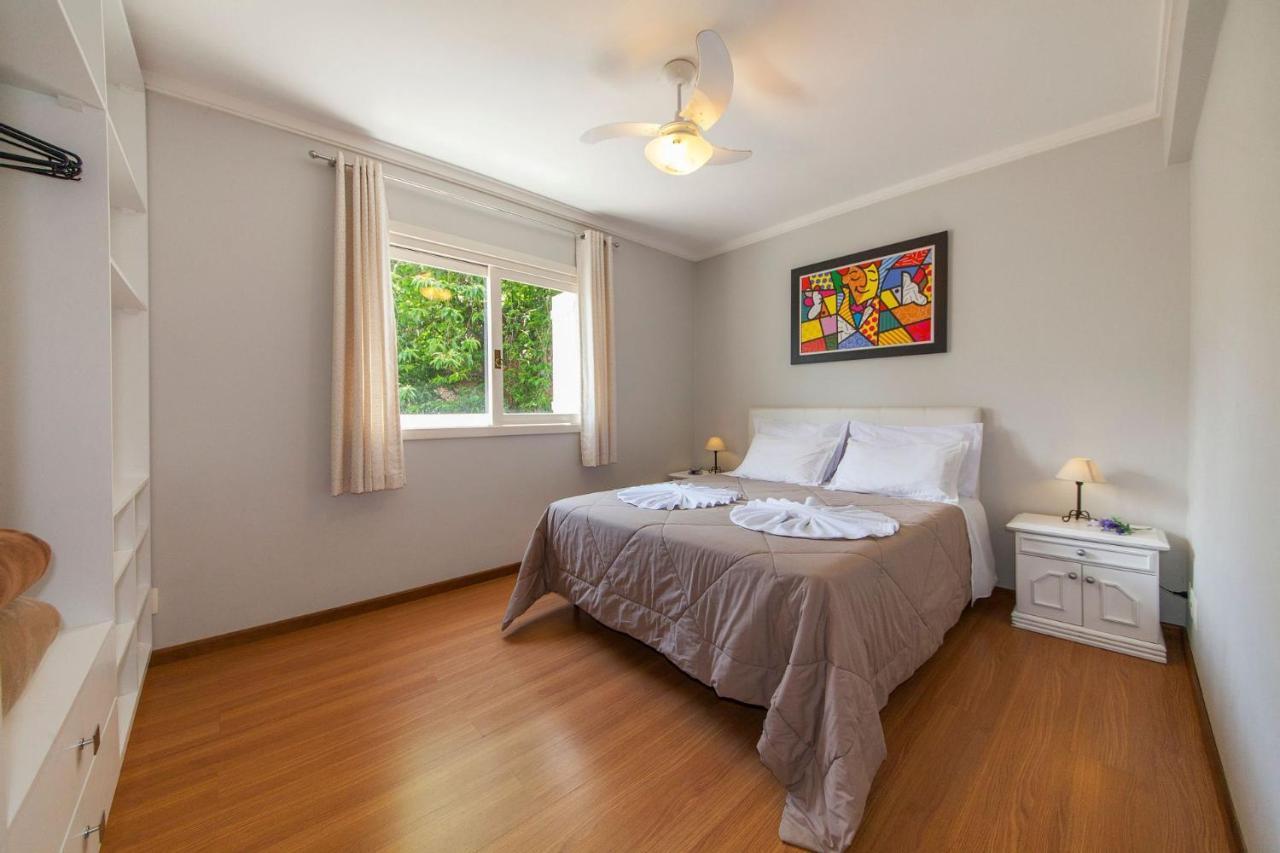 Апартаменти 300 Metros, Rua Torta Centro - Bosque De Asturias 106 Грамаду Екстер'єр фото