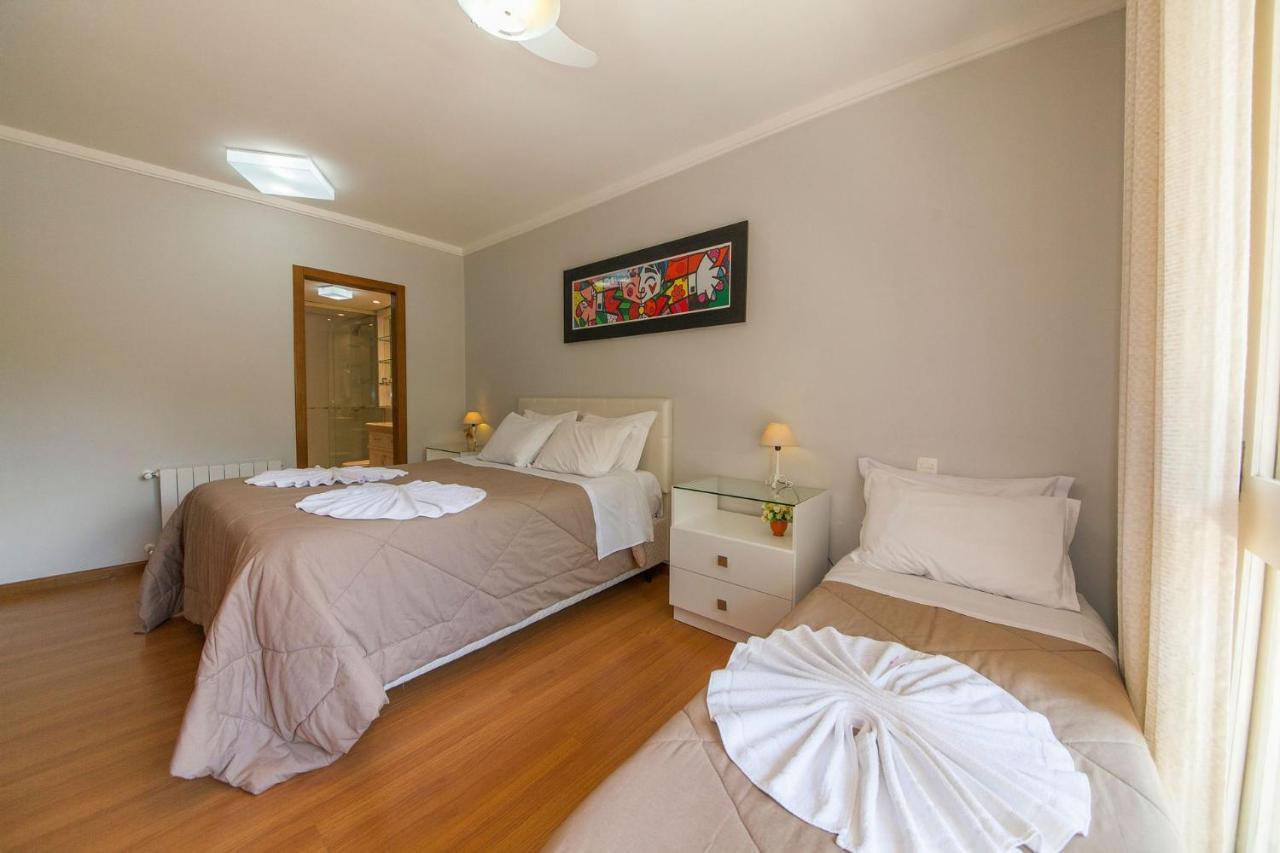 Апартаменти 300 Metros, Rua Torta Centro - Bosque De Asturias 106 Грамаду Екстер'єр фото